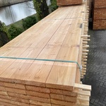 Ca. 35x Douglas Planken Fijnbezaagd, 43x200mm, lengte 300cm
